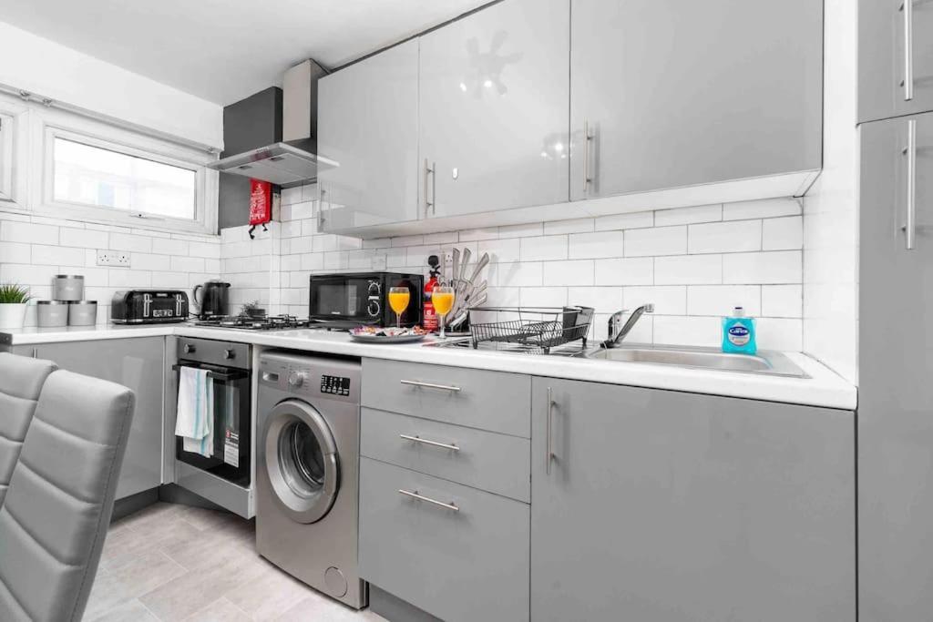 ✪Central✪6Bed✪ Parking✪Pool Table✪Private Patio ✪ Бирмингем Экстерьер фото